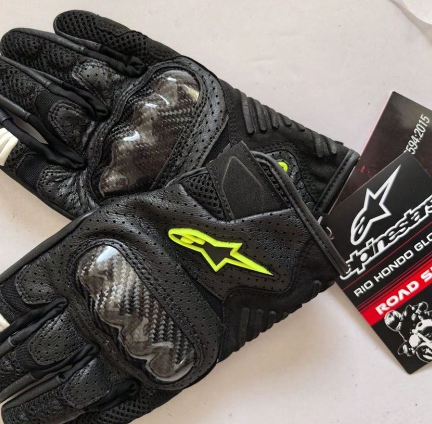 Alpinestars SMX-1 Air V2 Vented Motorcycle Gloves | Carbon Knuckle, Touchscreen
